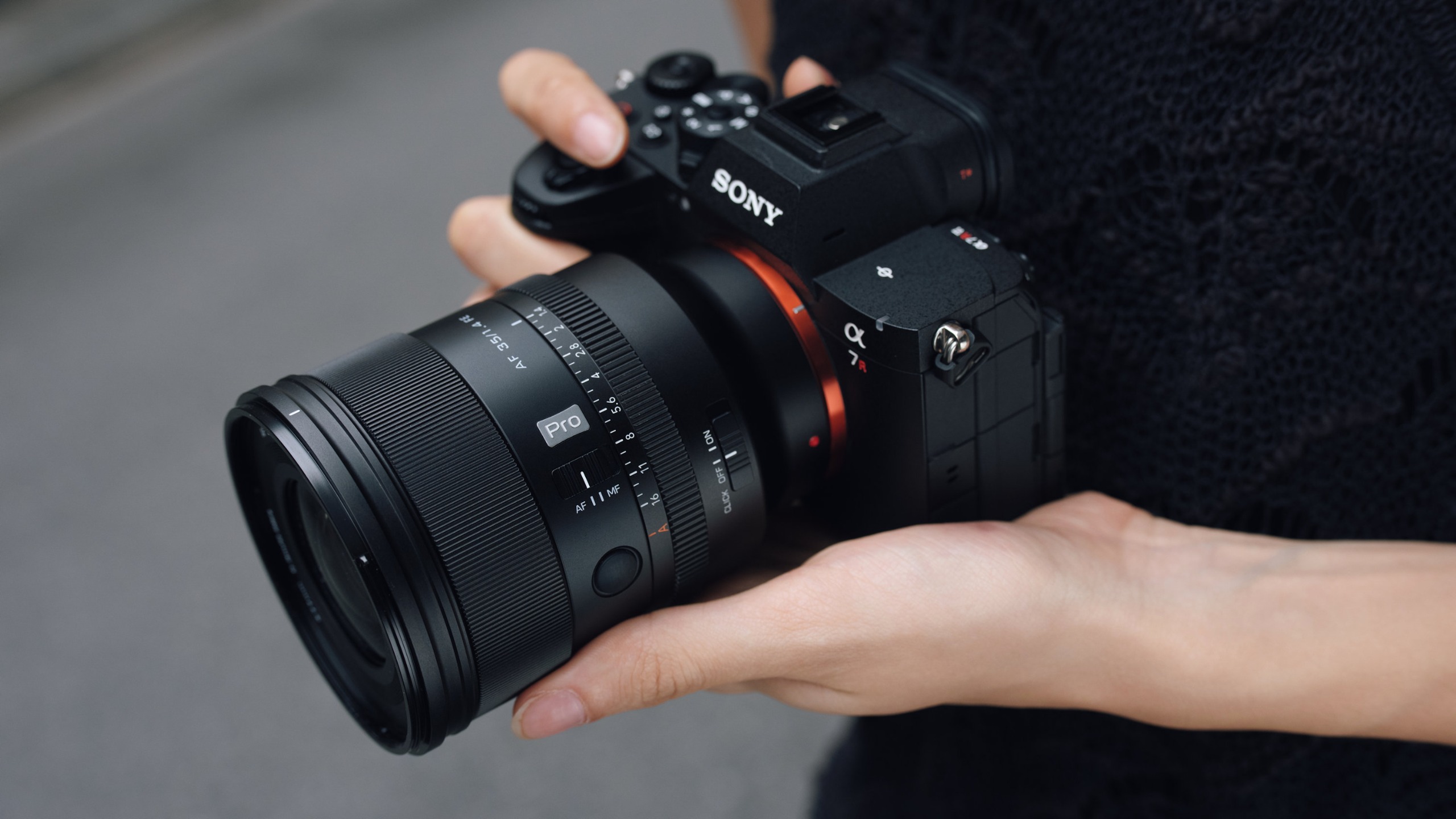 Viltrox AF 35mm f/1.4 Pro press shot