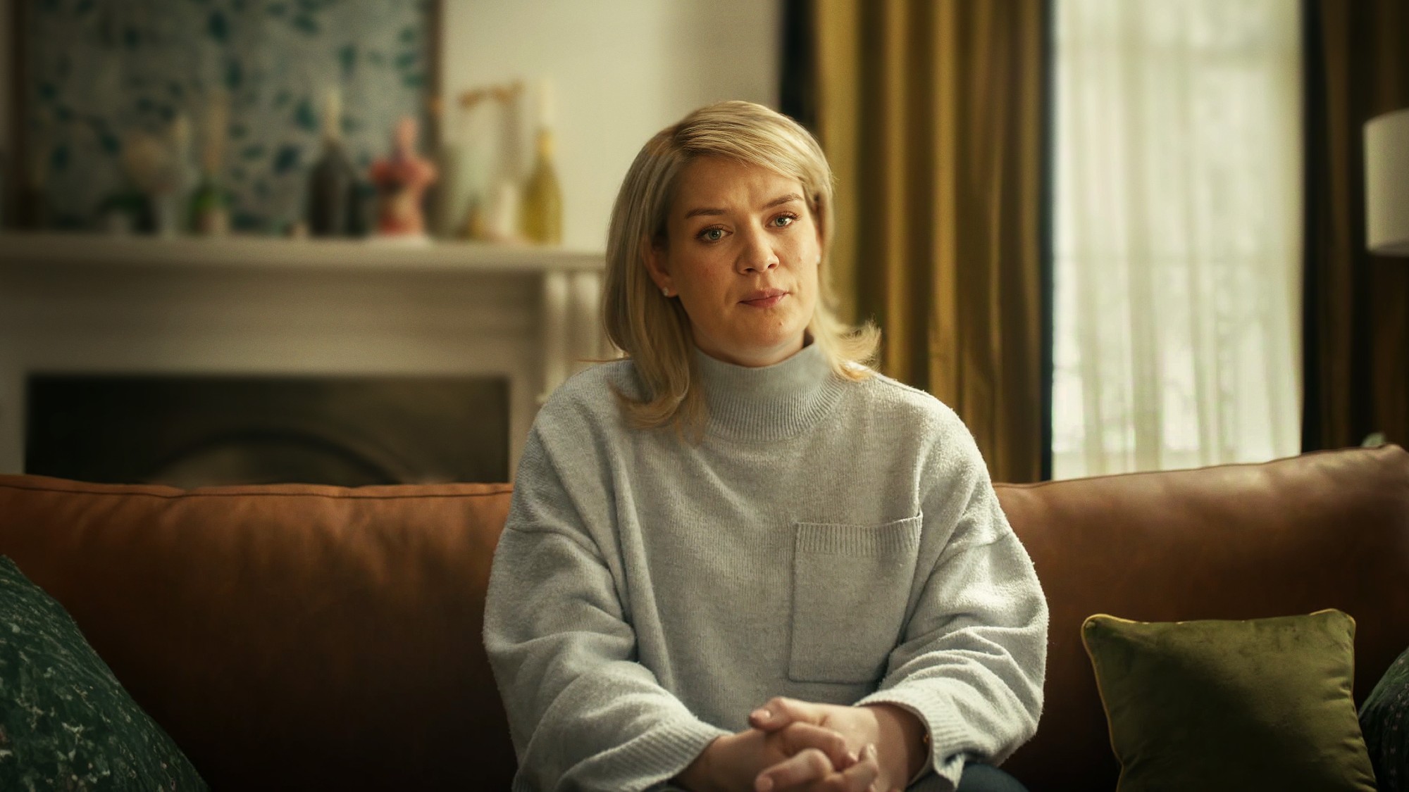 Caroline Muirhead in Should I Marry a Murderer? on Netflix