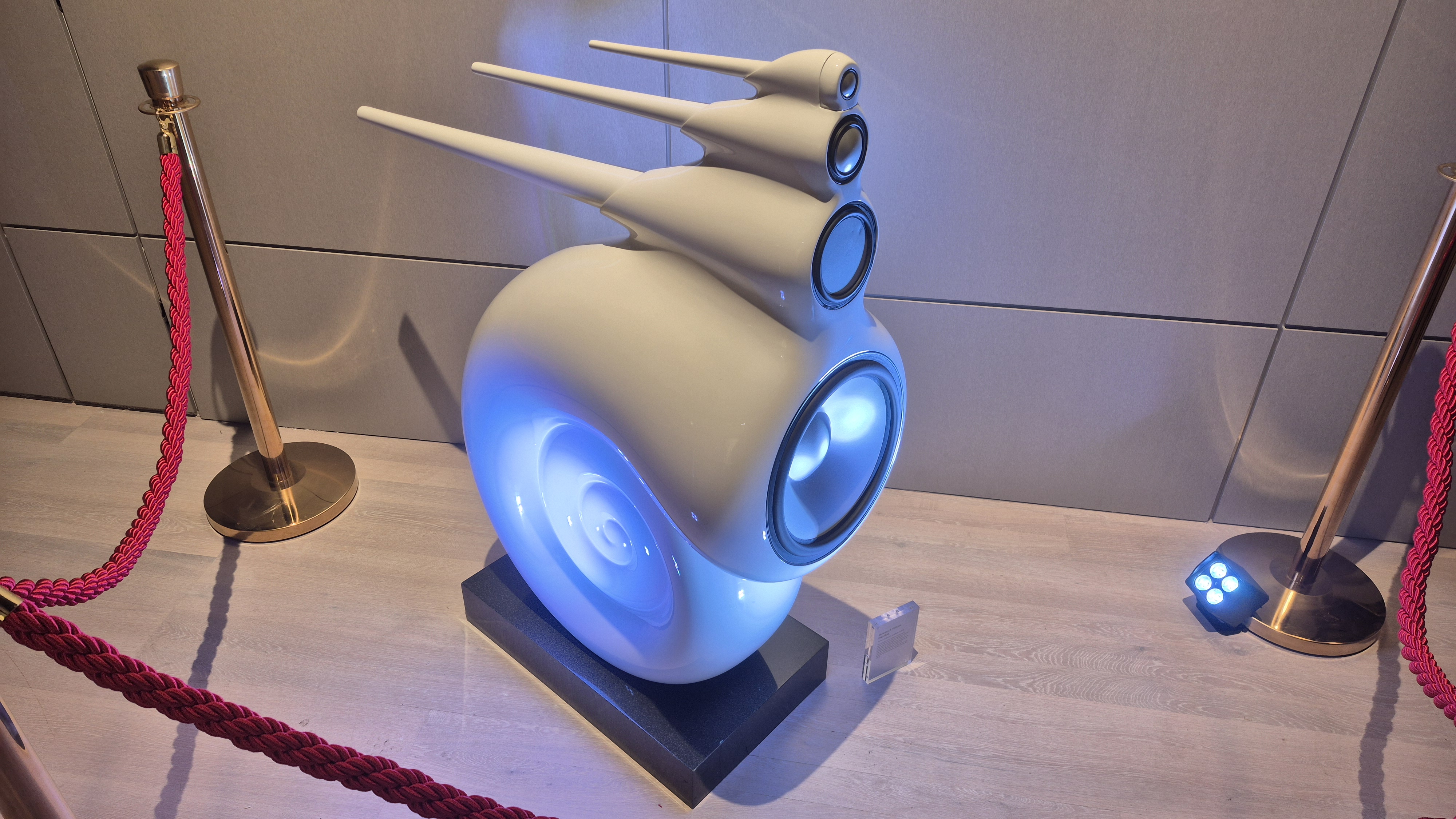 Bowers &amp; Wilkins Nautilus on display