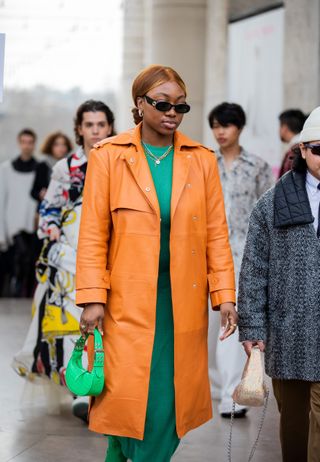 Street Style : Day Three - Paris Fashion Week - Womenswear F/W 2022-2023