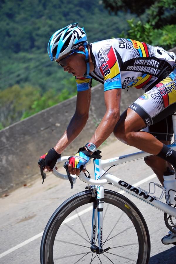 Victor Hugo Gonzalez (Col) Nectar de Cundi/Marca-Coldeportes-Pintu Bler racing stage 4