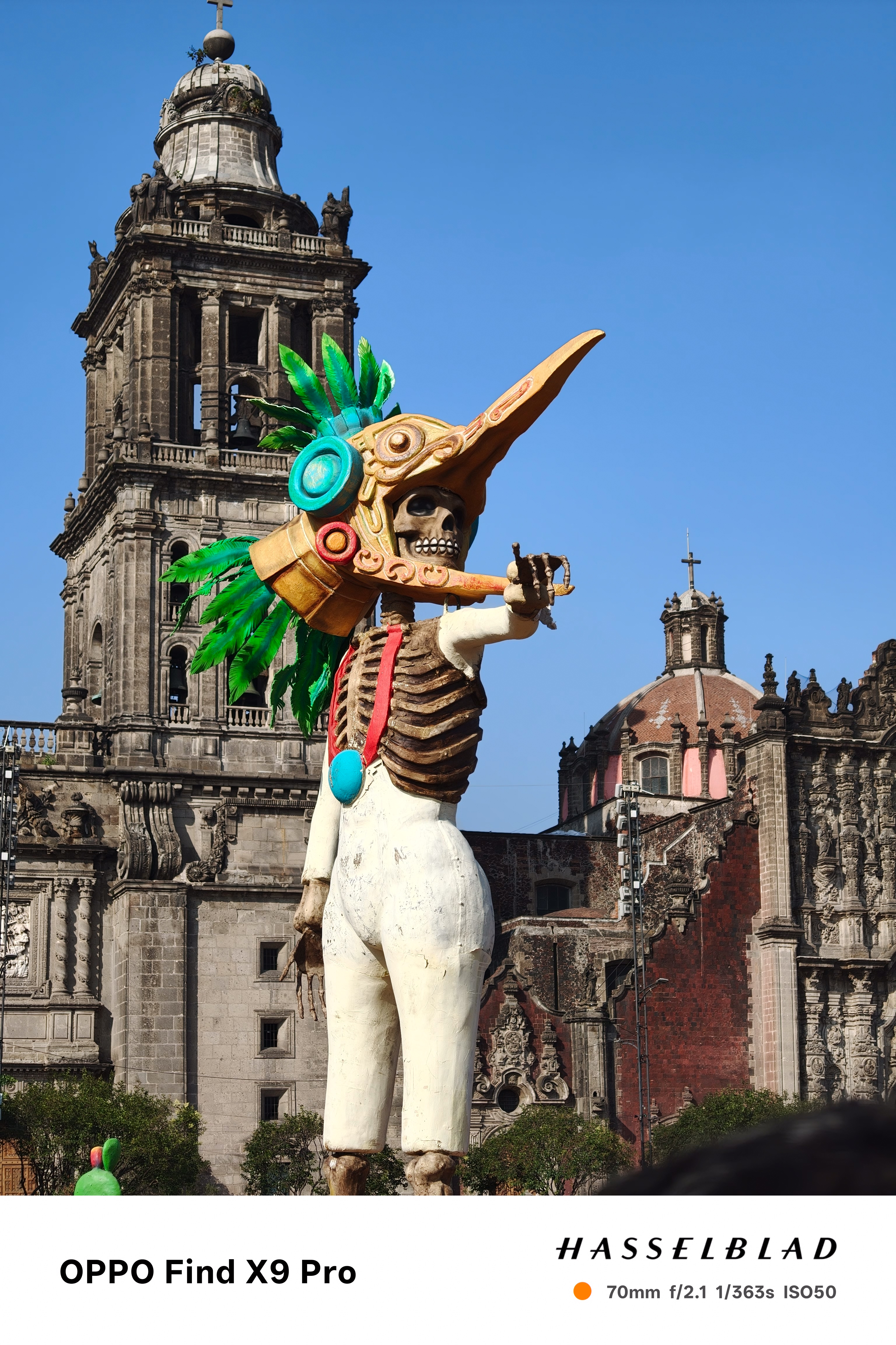 A day of the dead statue in Mexico City