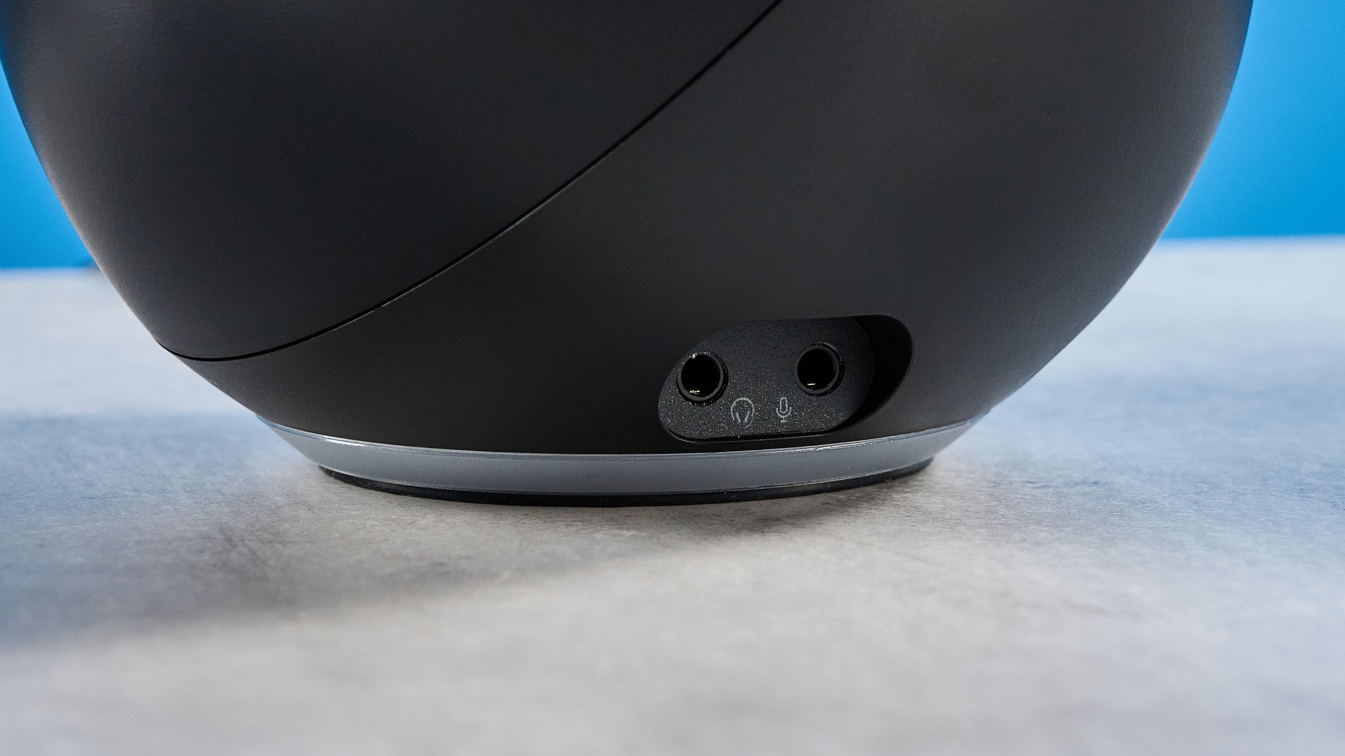 Black Creative Pebble Pro computer speakers