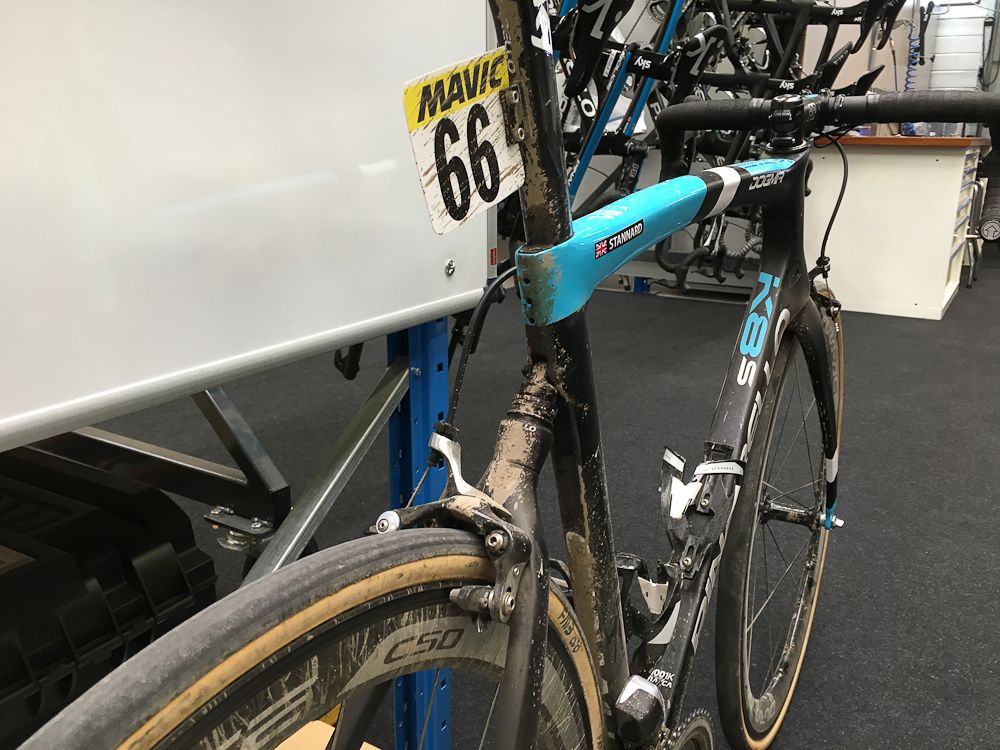 Rear suspension on the Pinarello Dogma K8-S.