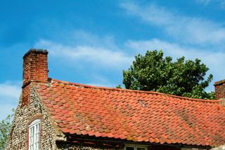 Sagging roof ridge