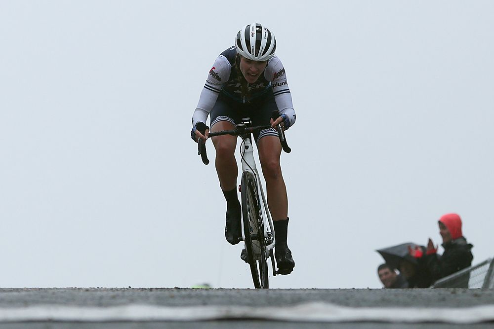Tayler Wiles (Trek-Segafredo) wins stage 3 at Emakumeen Bira