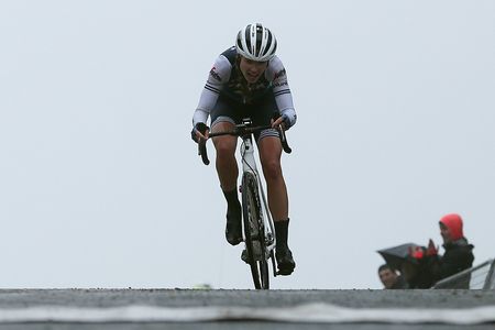 Tayler Wiles (Trek-Segafredo) wins stage 3 at Emakumeen Bira