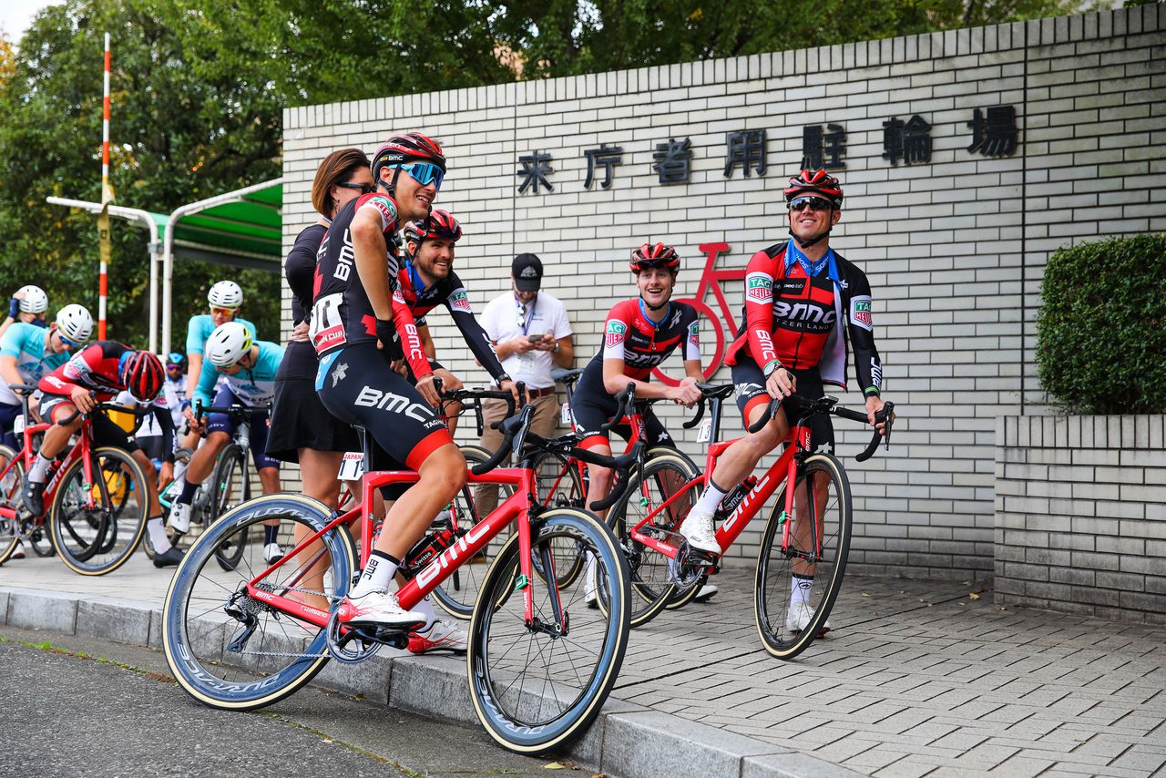 BMC Racing looking relaxed