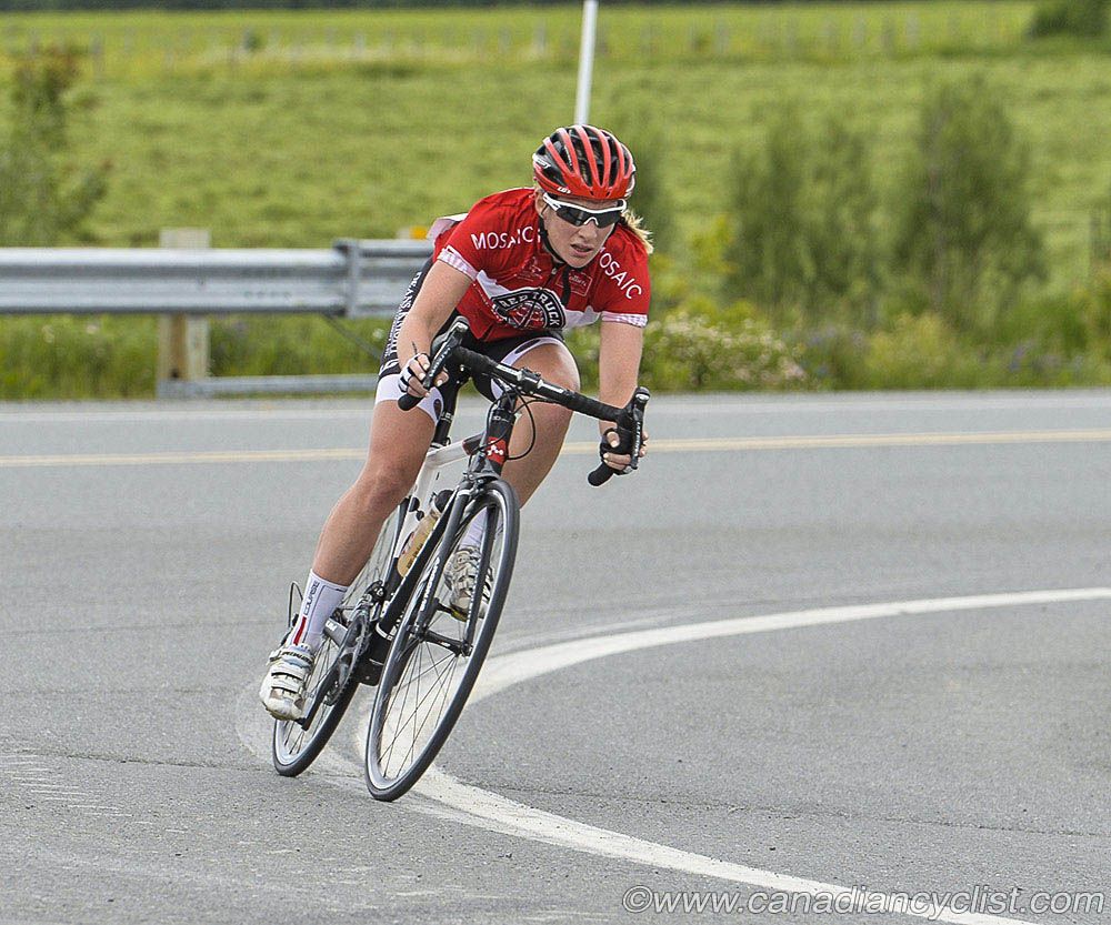 Leah Guloien (Trek Red Truck) slipped away and quickly built a lead of over two minutes