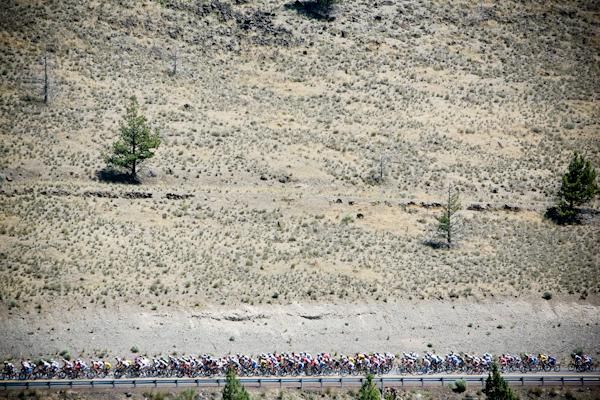 A huge number of riders started the stage today.