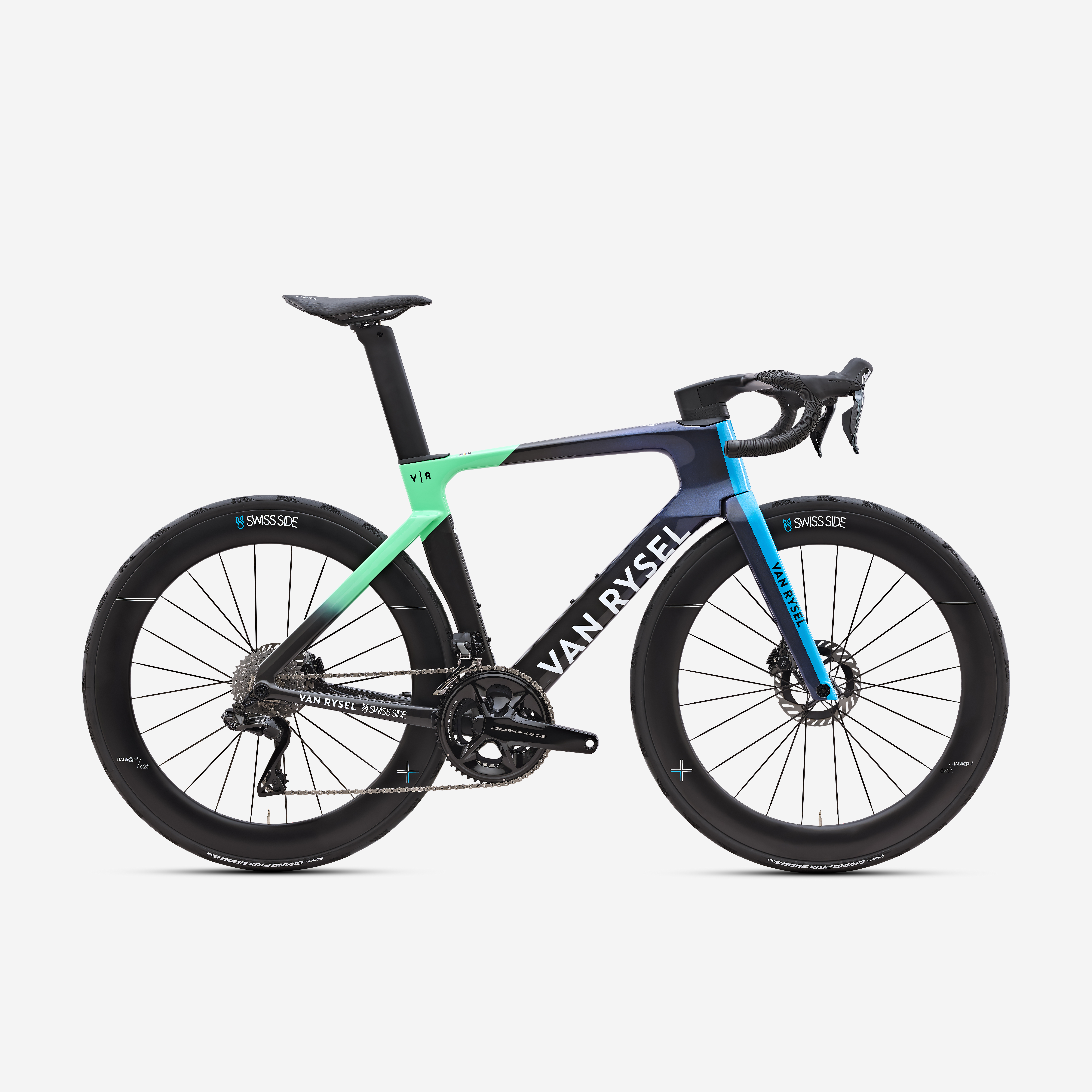Decathlon AG2R La Mondiale riders aboard the Van Rysel RCR F