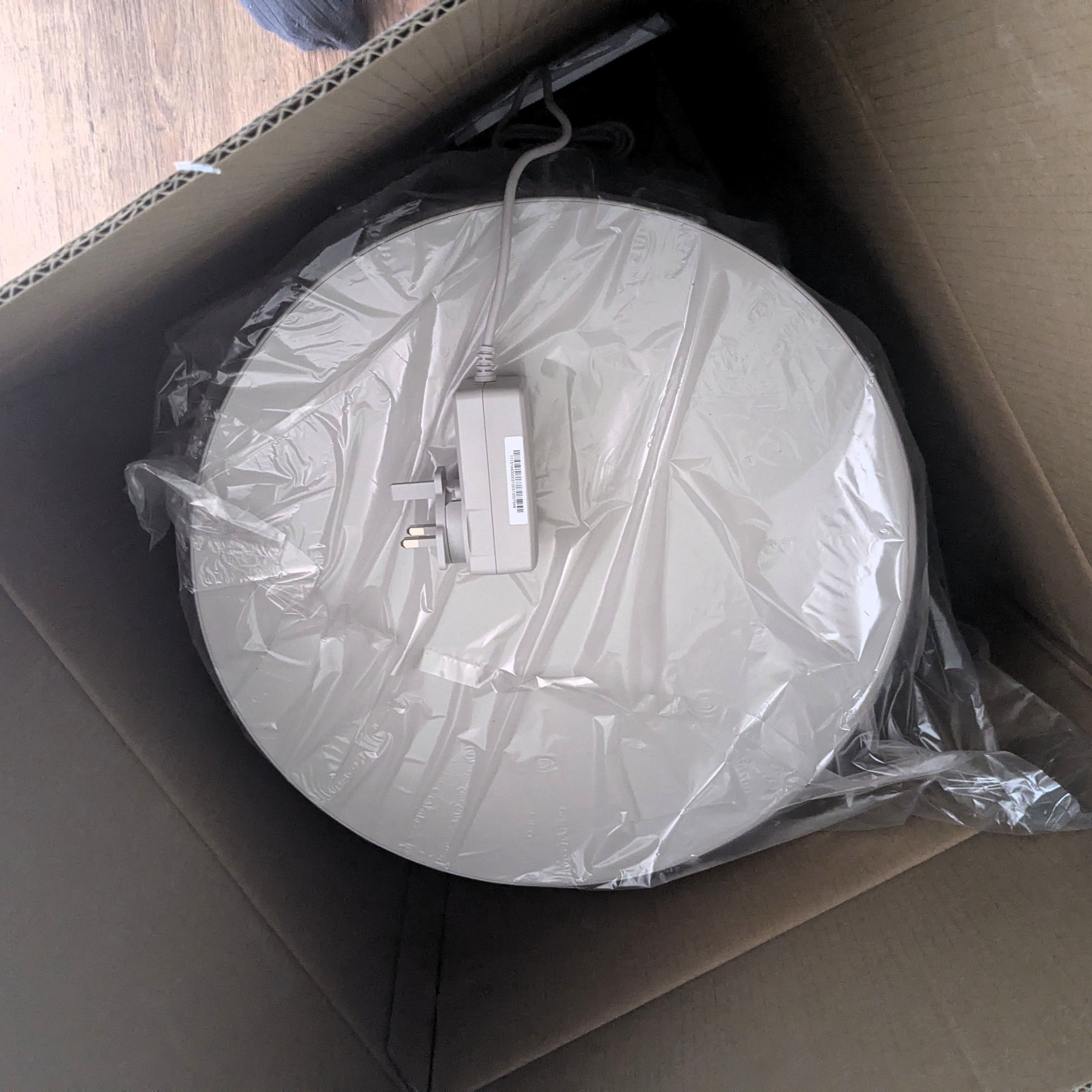 Unboxing the Blueair Blue Signature