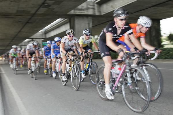 The race stayed together for the sprint in Taichung City