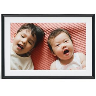 Digital photo frame