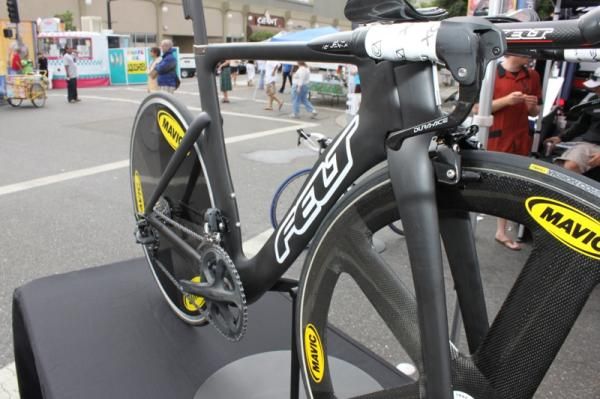 A straight and svelte top tube that's kept in line with the stem and headset is today's best solution, and used by a number of bike manufacturers.