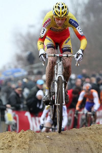 Klaas Vantornout en route to fourth place.