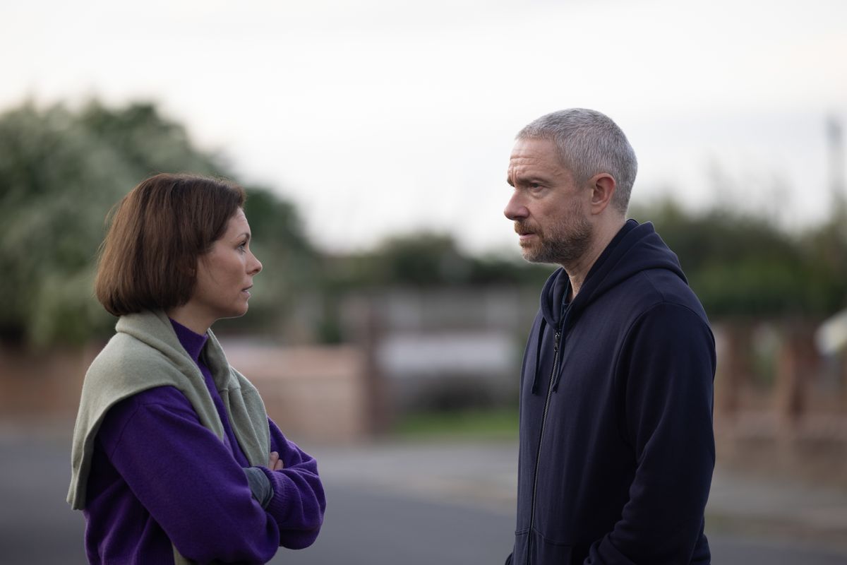 Kate Carson (MyAnna Buring) and Chris Carson (Martin Freeman) in The Responder season 2 episode 1 recap