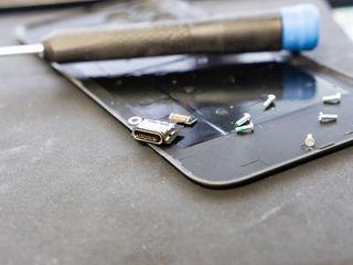 Fairphone 4 Dissassembly