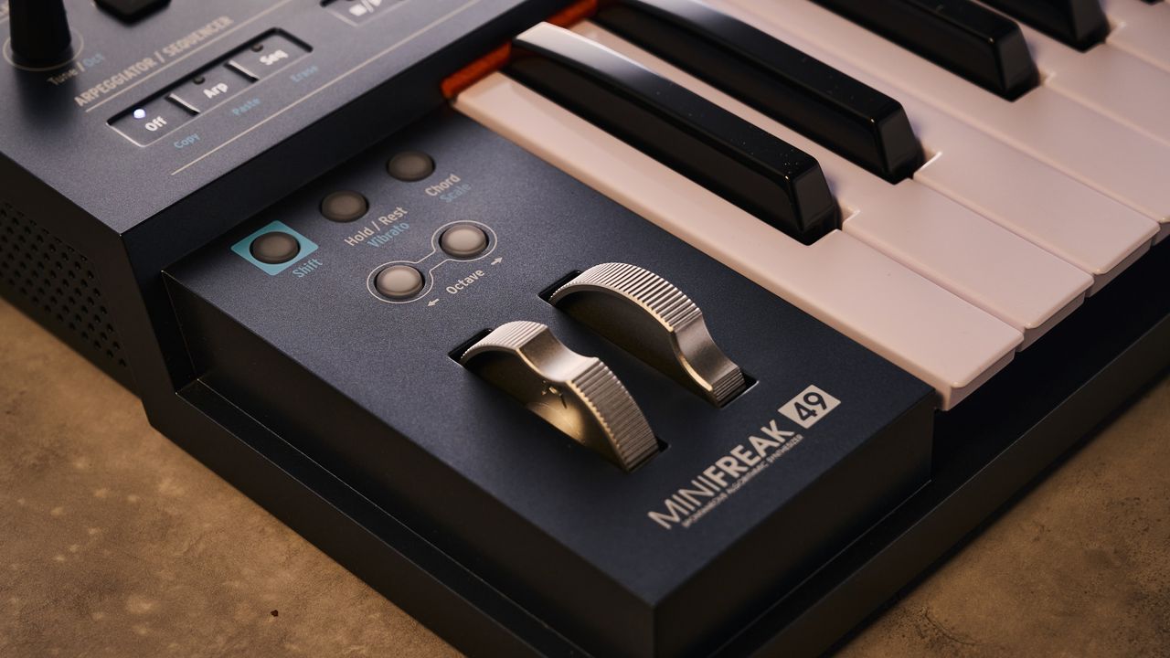 Arturia MiniFreak 49