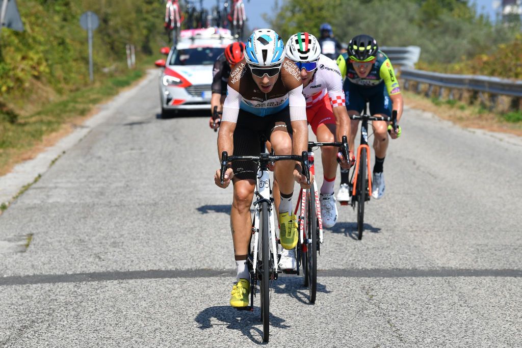 Axel Domont, Josip Rumac lead the breakaway during stage 6 at Tirreno-Adriatico