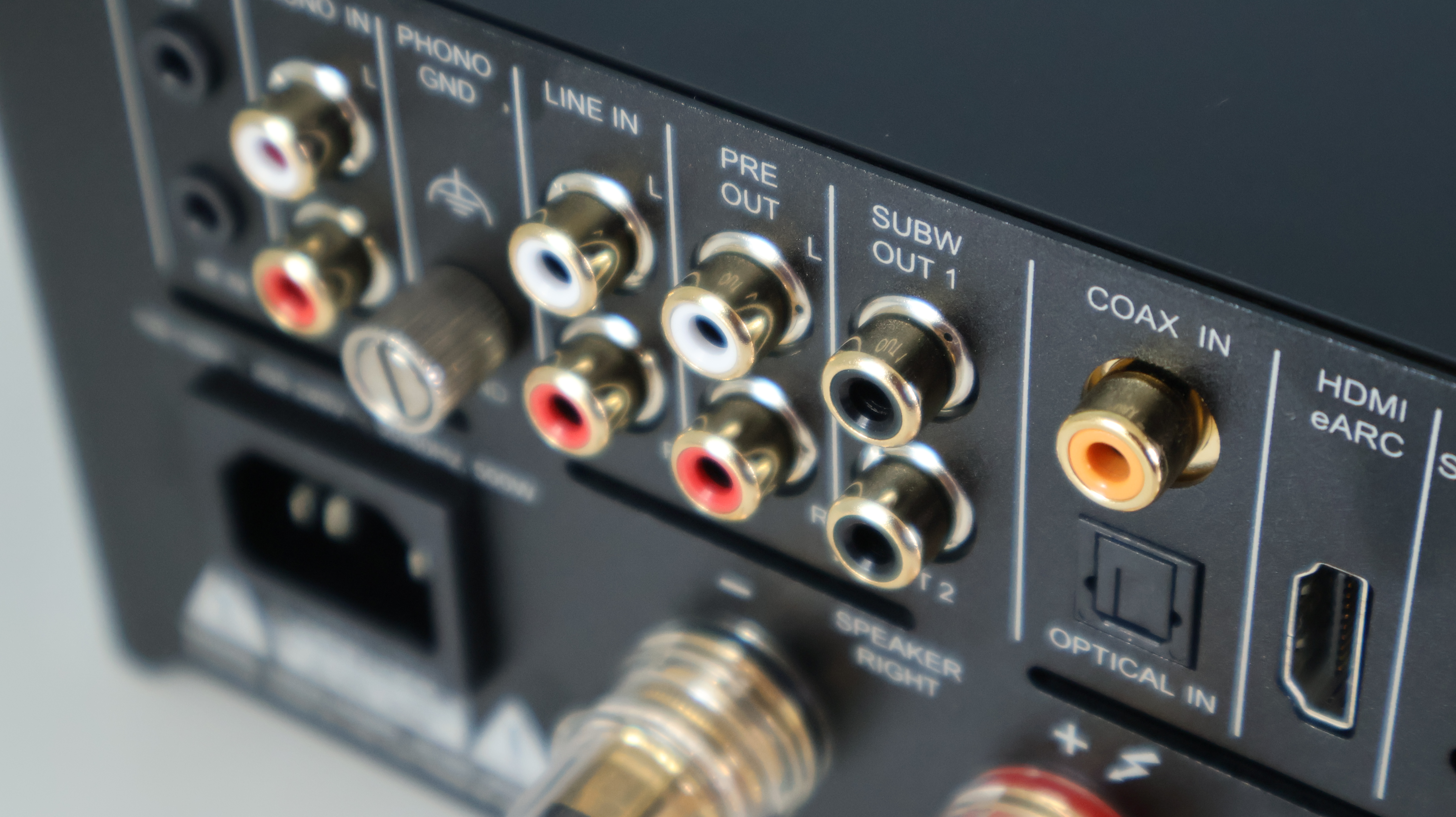 NAD M10 V3 inputs