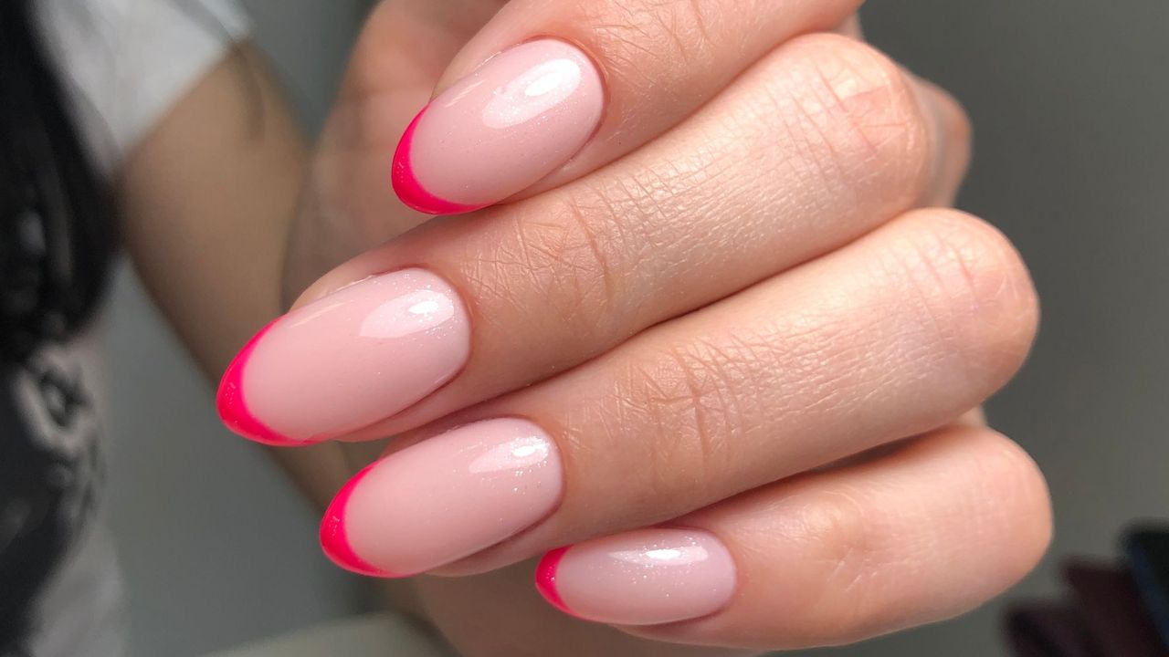 Neon french manicure