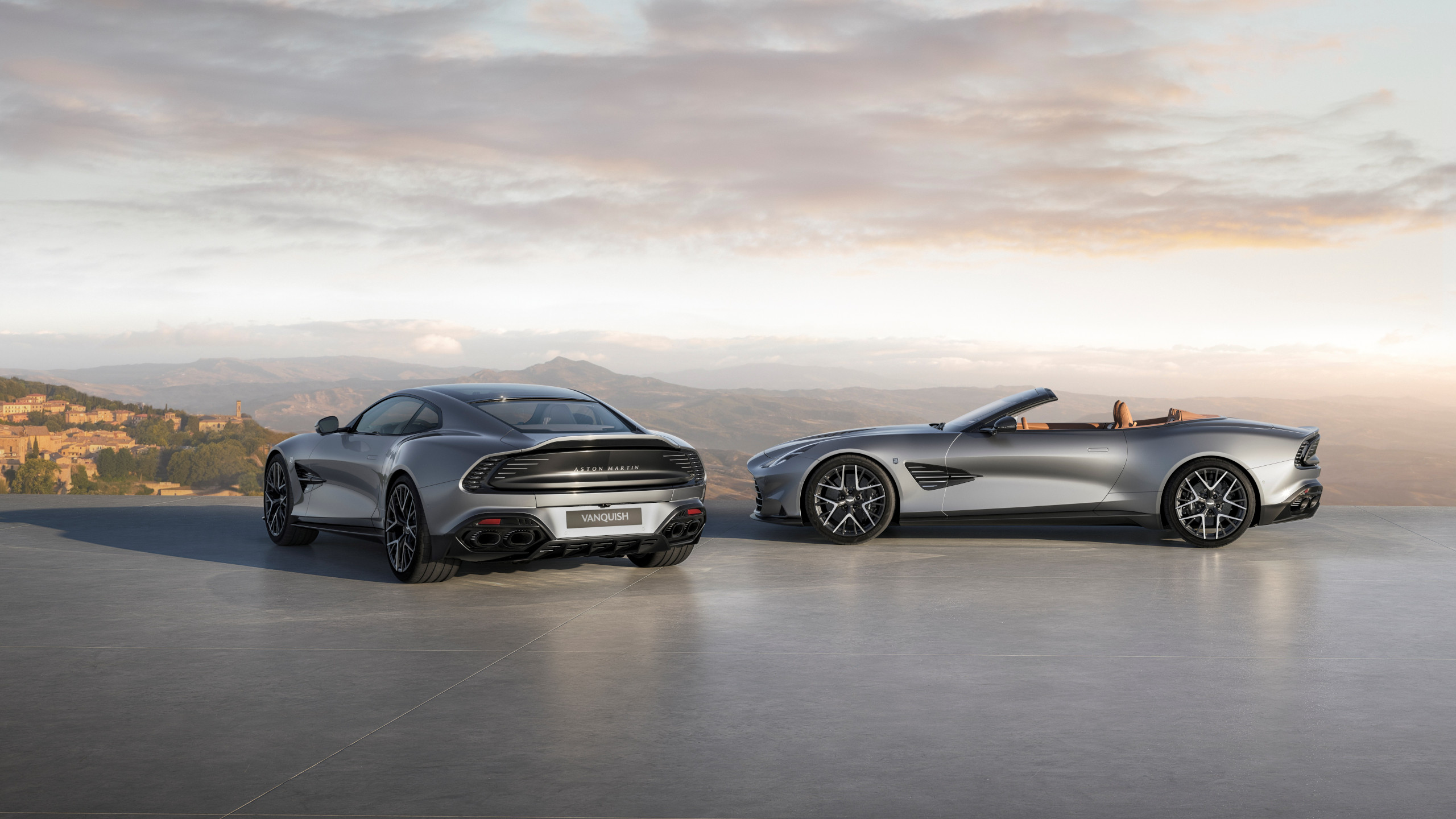 Aston Martin will make 25 coupe and 25 Volante example of the Vanquish 25 edition