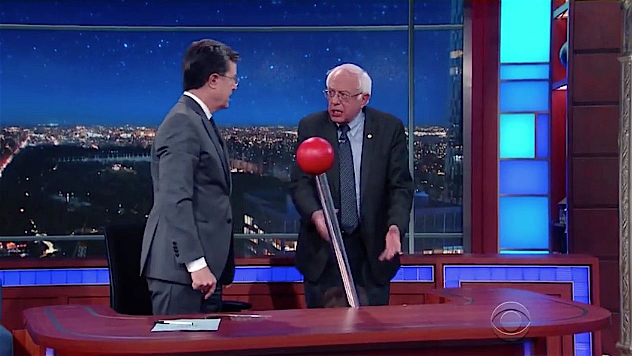 Bernie Sanders helps Stephen Colbert play &amp;quot;Wheel of News&amp;quot;