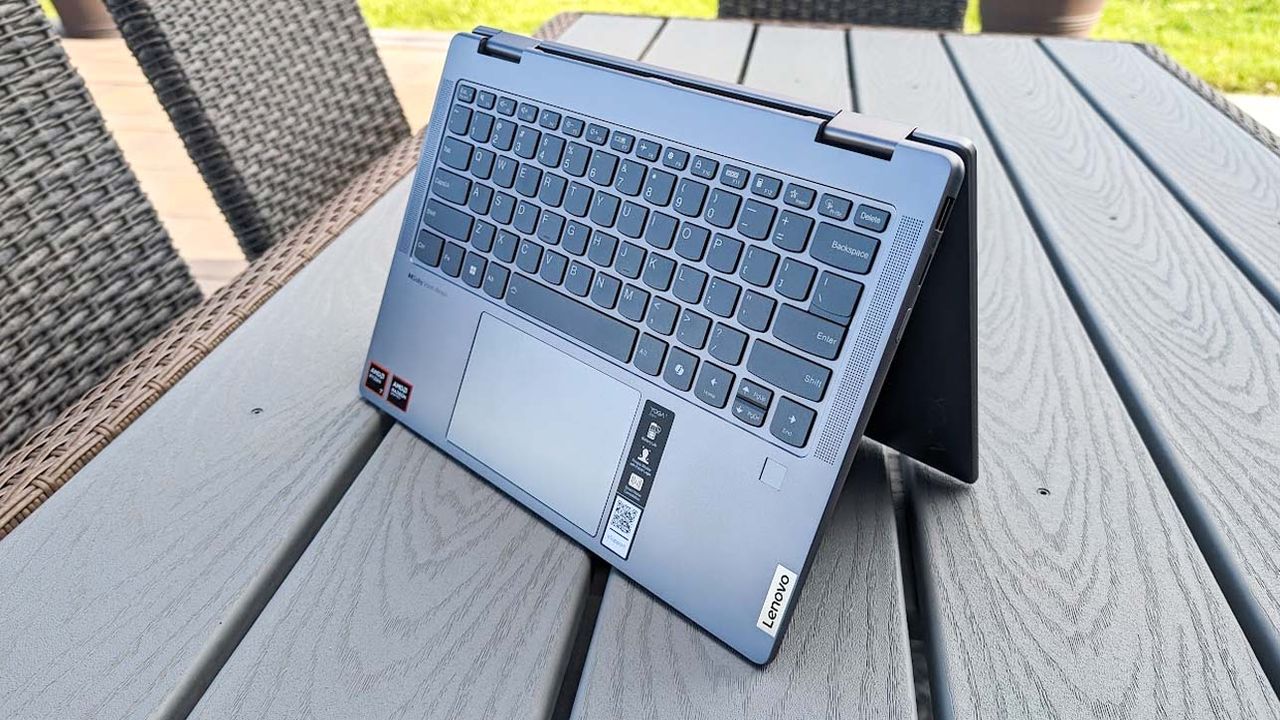 Lenovo Yoga 7 tent keyboard.