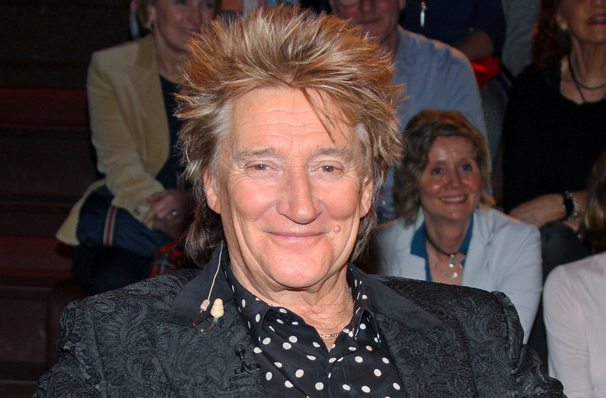 Sir Rod Stewart Reveals Secret Three Year Cancer Battle Woman And Home