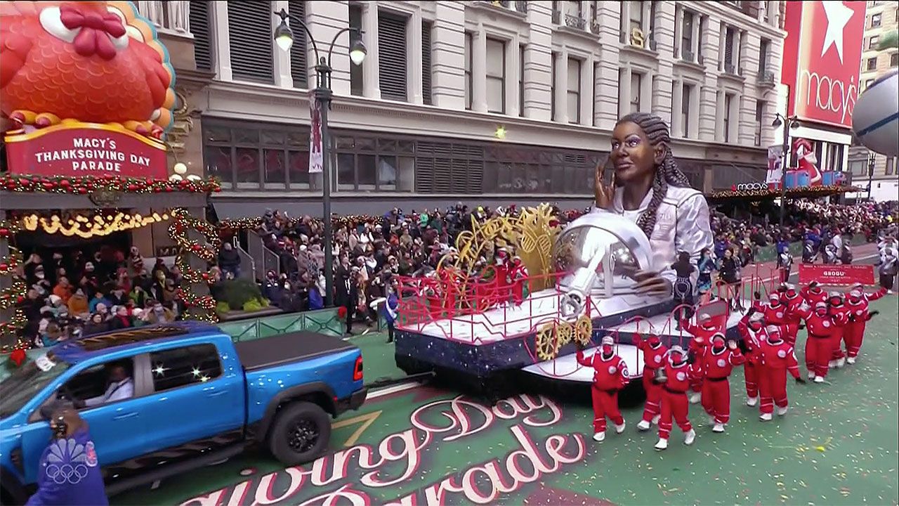 Baby Yoda, a space Snoopy, an astronaut and more Star Wars characters invaded the 2021 Macy's Thanksgiving Day Parade.
