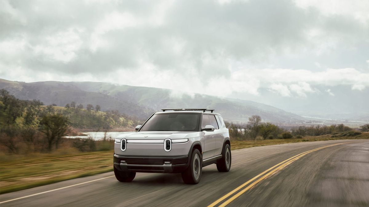 Rivian boss says Level 4 autonomous driving is "much closer than people think", but Tesla is struggling to convince its own employees that the technology is reliable