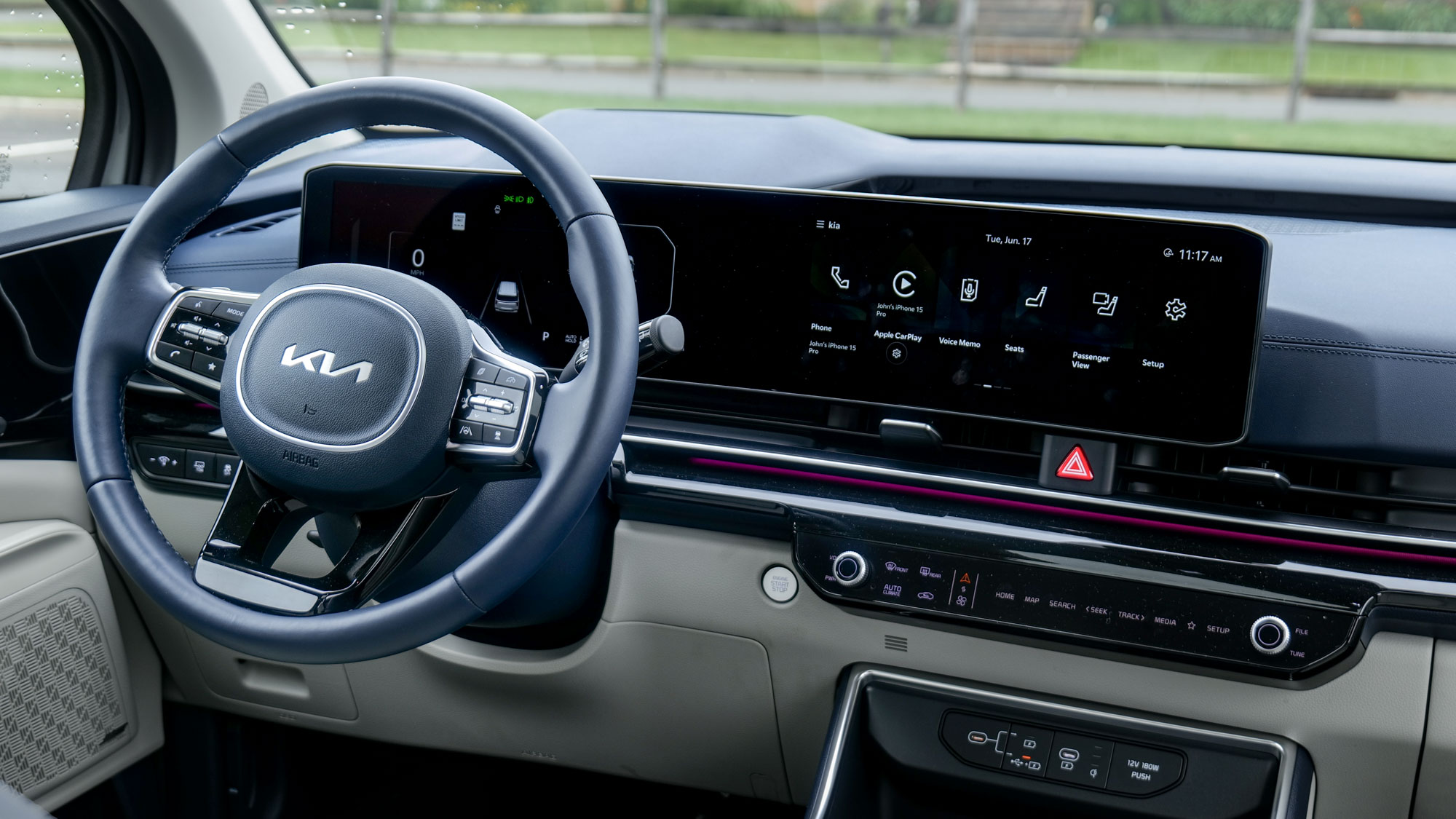 2025 Kia Carnival Hybrid SX Prestige test drive.
