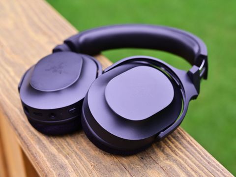 Razer Barracuda X Review: Multi-platform wireless headset with Razer's  latest tech 