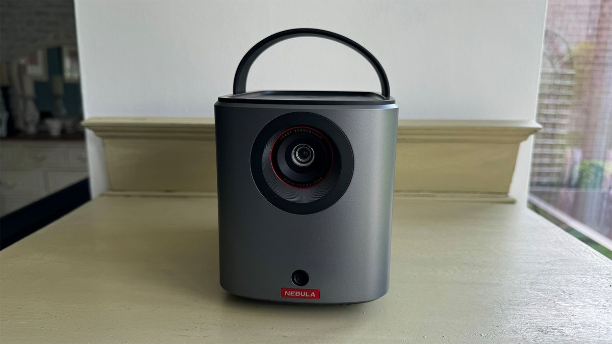 Anker Nebula Mars 3 Air home cinema projector on a wooden surface