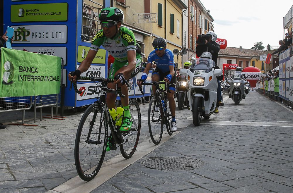 Stefano Pirazzi (Bardiani - CSF) and Sergey Firsanov (Gazprom-Rusvelo) at Coppi e Bartali
