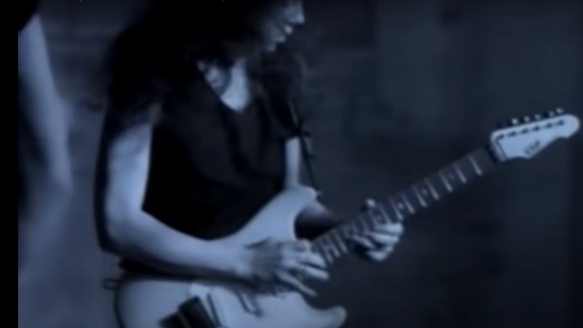 Kirk Hammett One video