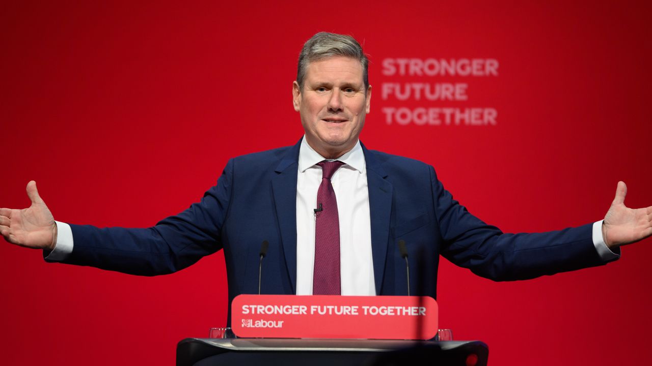 Why is Keir Starmer a sir? Leader of the Labour Party Keir Starmer addresses delegates from the stage during his keynote speech on the final day of the Labour Party conference on September 29, 2021