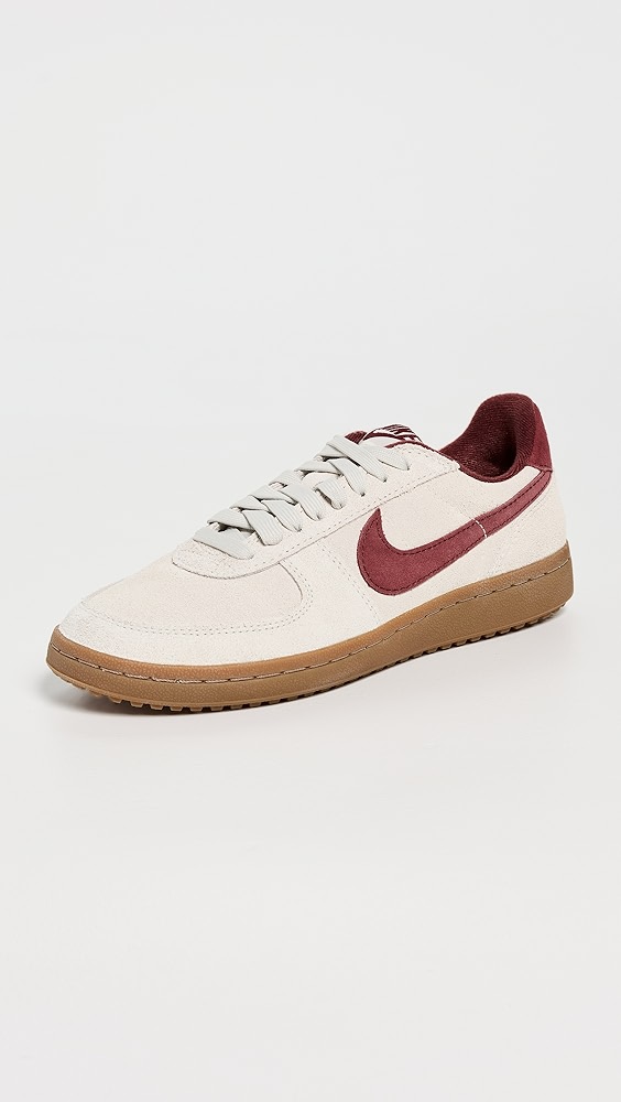 Nike Field General Sneakers