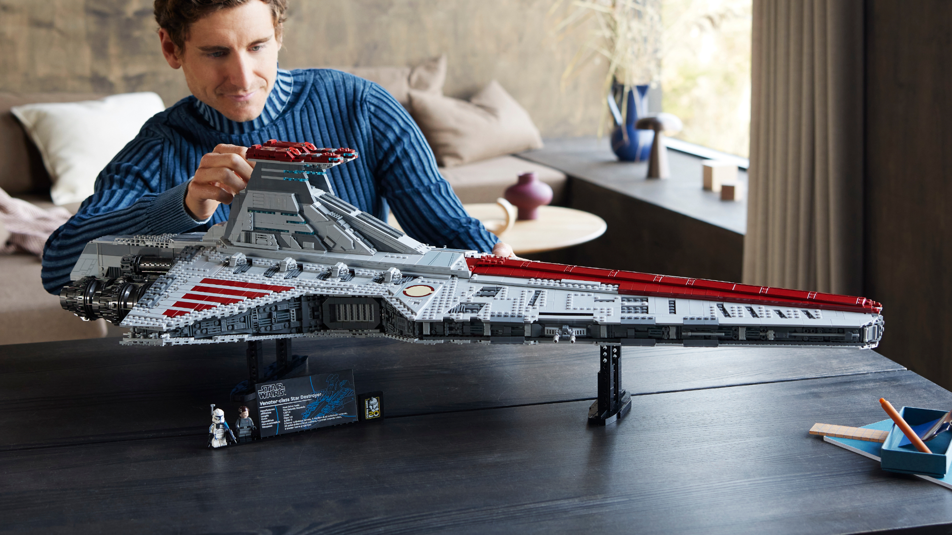 Lego Reveals 5,374-Piece Star Wars UCS Venator Attack Cruiser