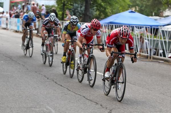 Another larger break starts to get some time on the elite mens field