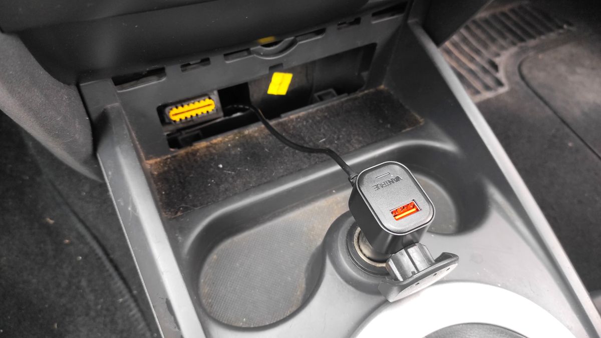 How to install a dash cam my first attempt, and what I learnt along