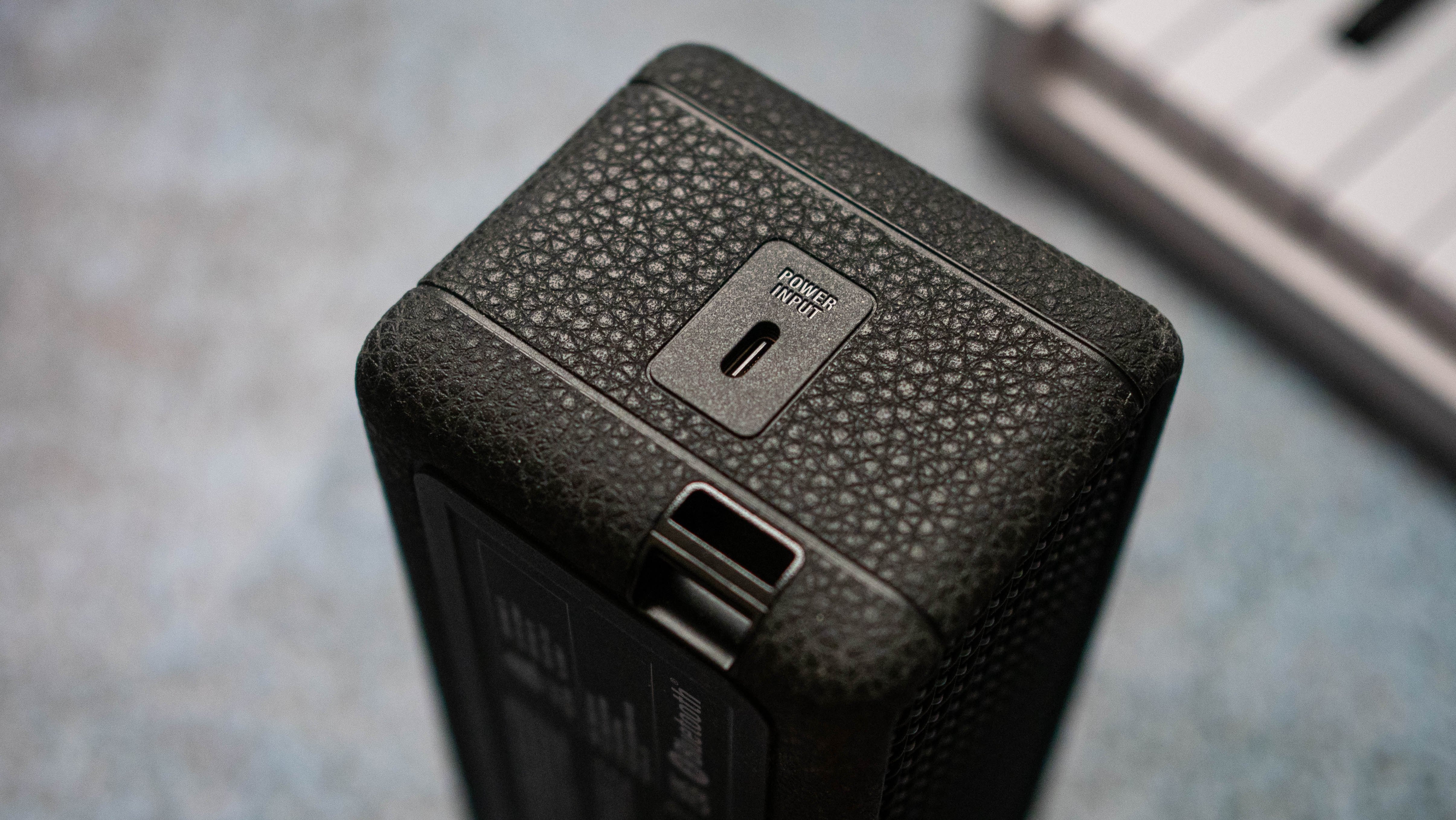Marshall Emberton III testing on Android Central