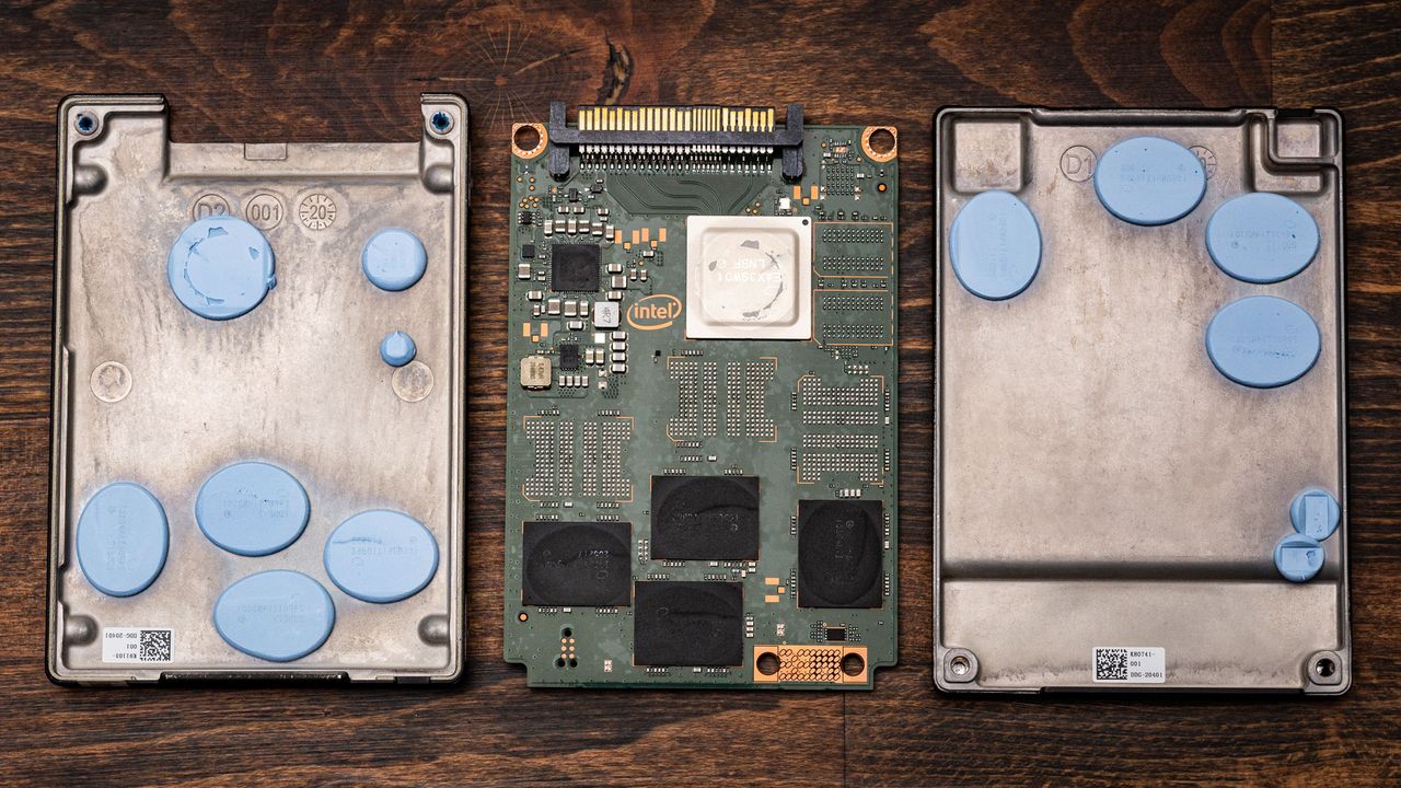 Intel Optane SSD DC P5800X