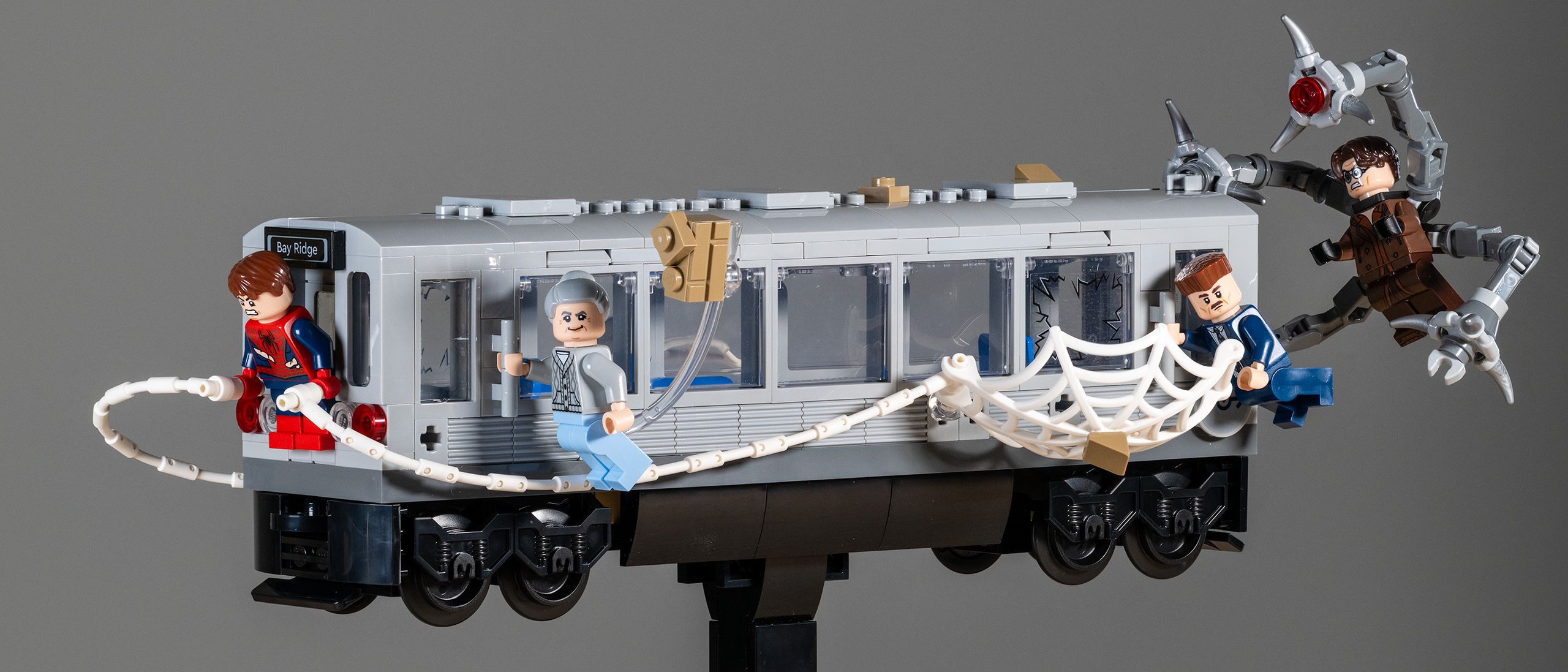 Lego Spider-Man vs. Doc Ock Subway Train Scene (76321) review: 