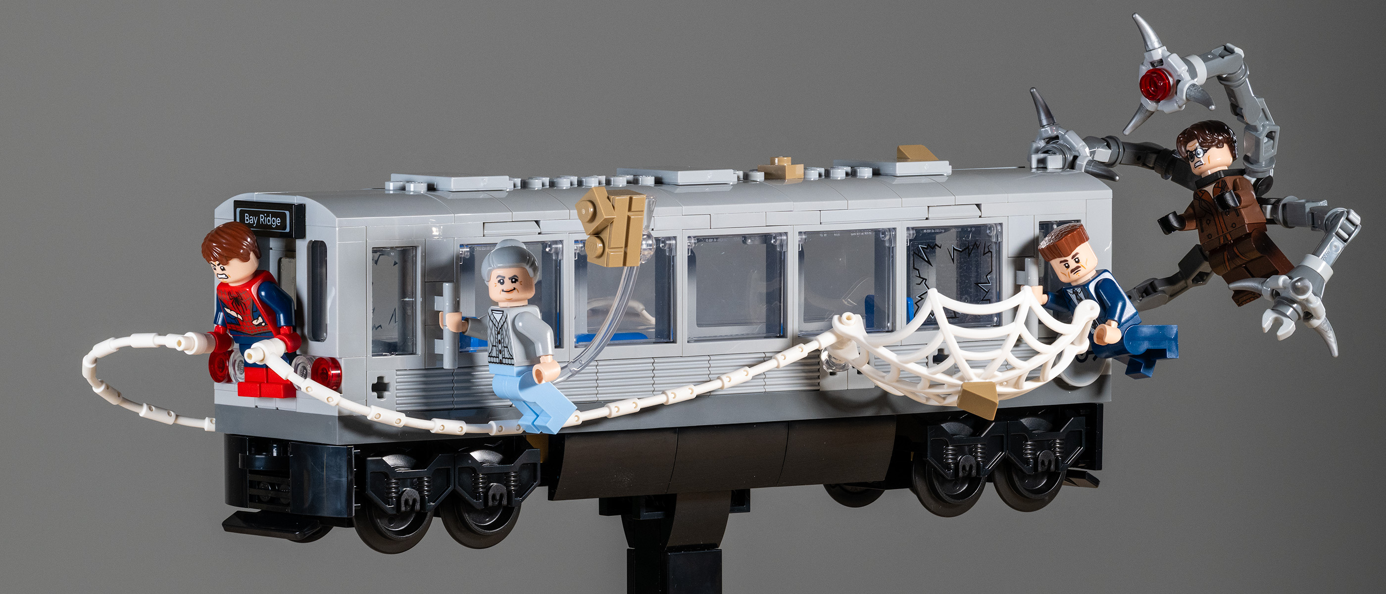 Lego Spider-Man vs. Doc Ock Subway Train Scene (76321) 3/4 view