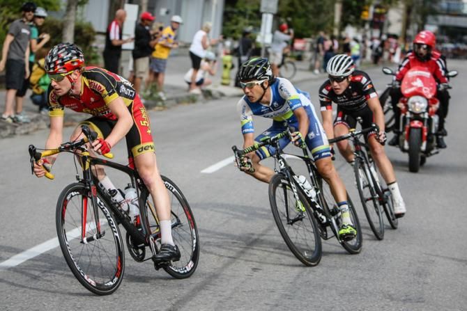 Three riders from the break tried to stay away on the finishing circuits after being in the break.
