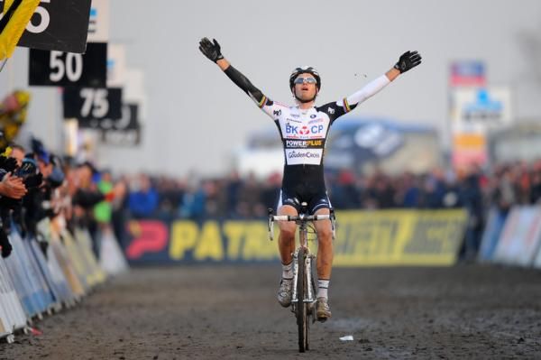 Niels Albert (BKCP - Powerplus) celebrates victory at the third round of the World Cup in Koksijde.