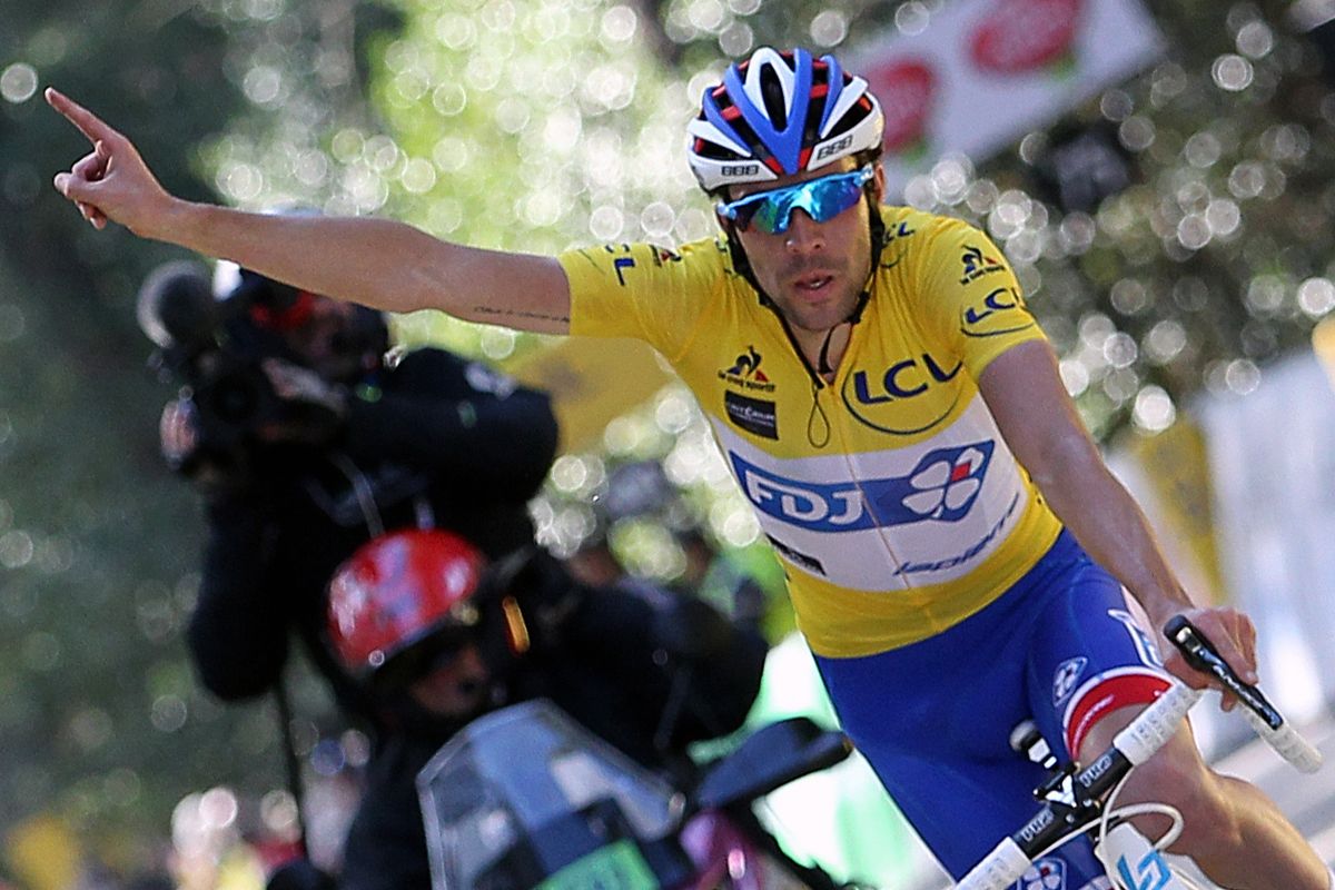 Thibaut Pinot wins the 2016 Criterium International.