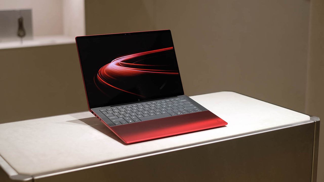 HP Limited Edition Scuderia Ferrari PC